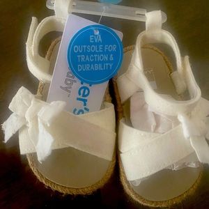 Carter’s Baby Girl Sandals Size 3-6 months